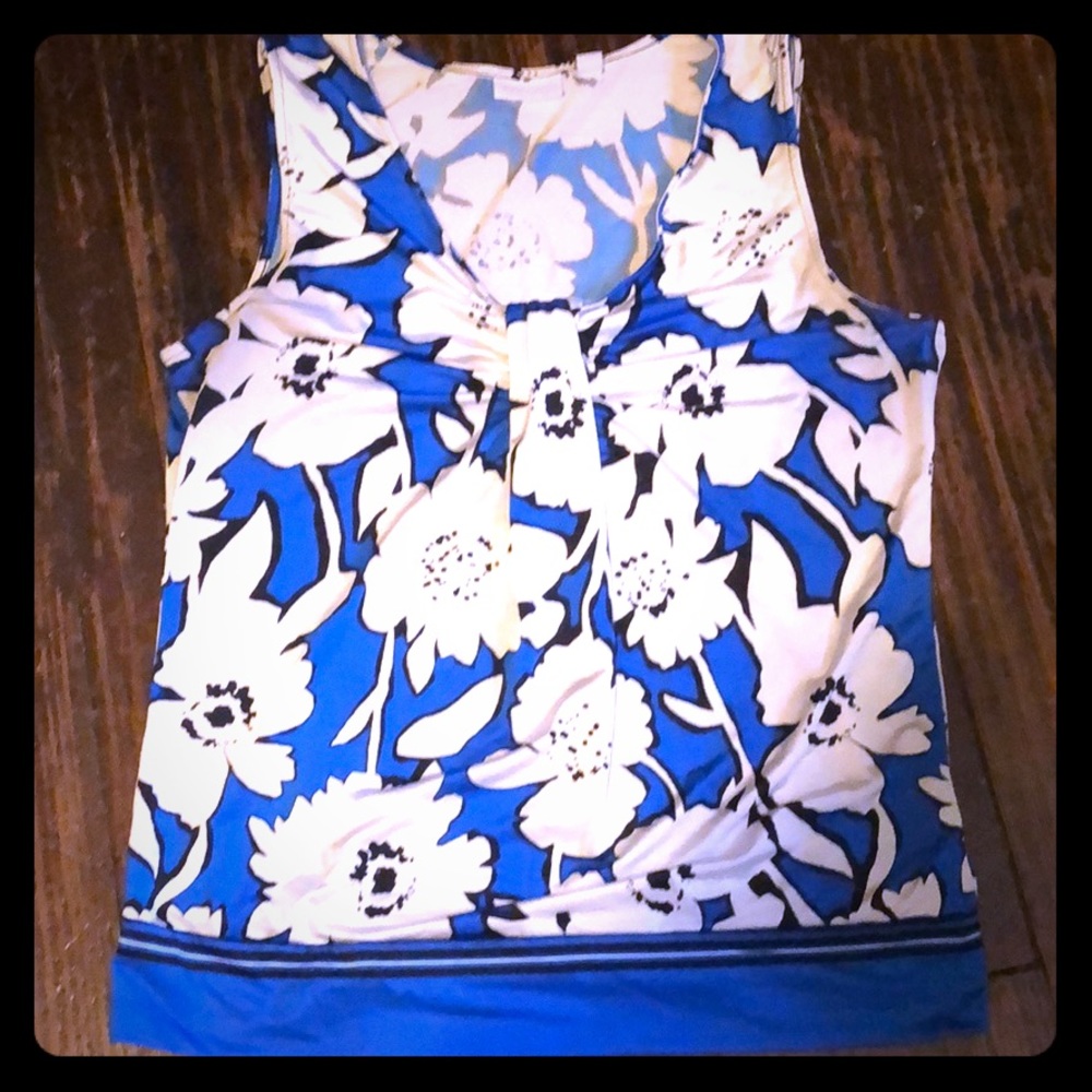 Spring or Fall with this blouse!